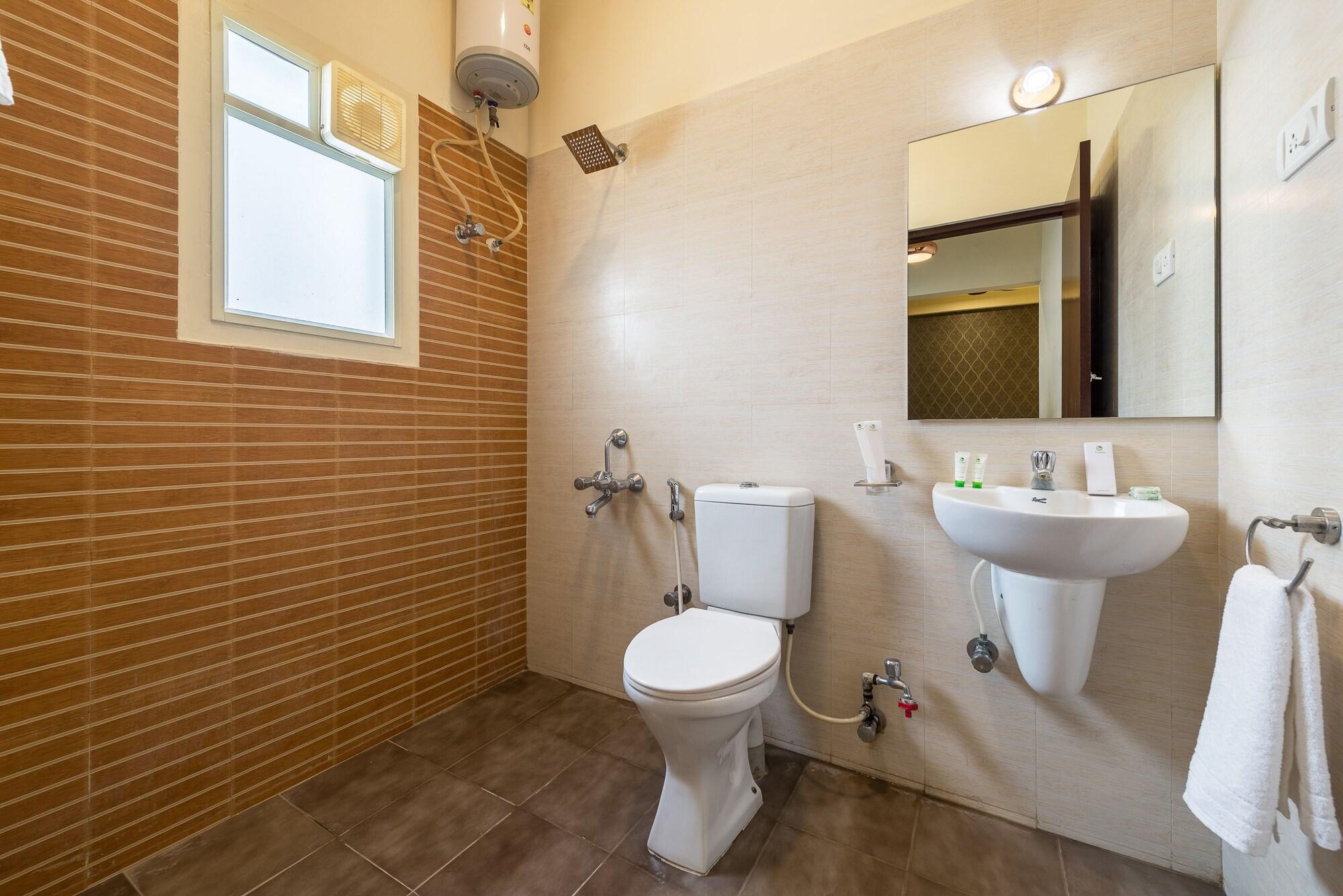 Treebo Nestlay Casa Chennai Exterior foto