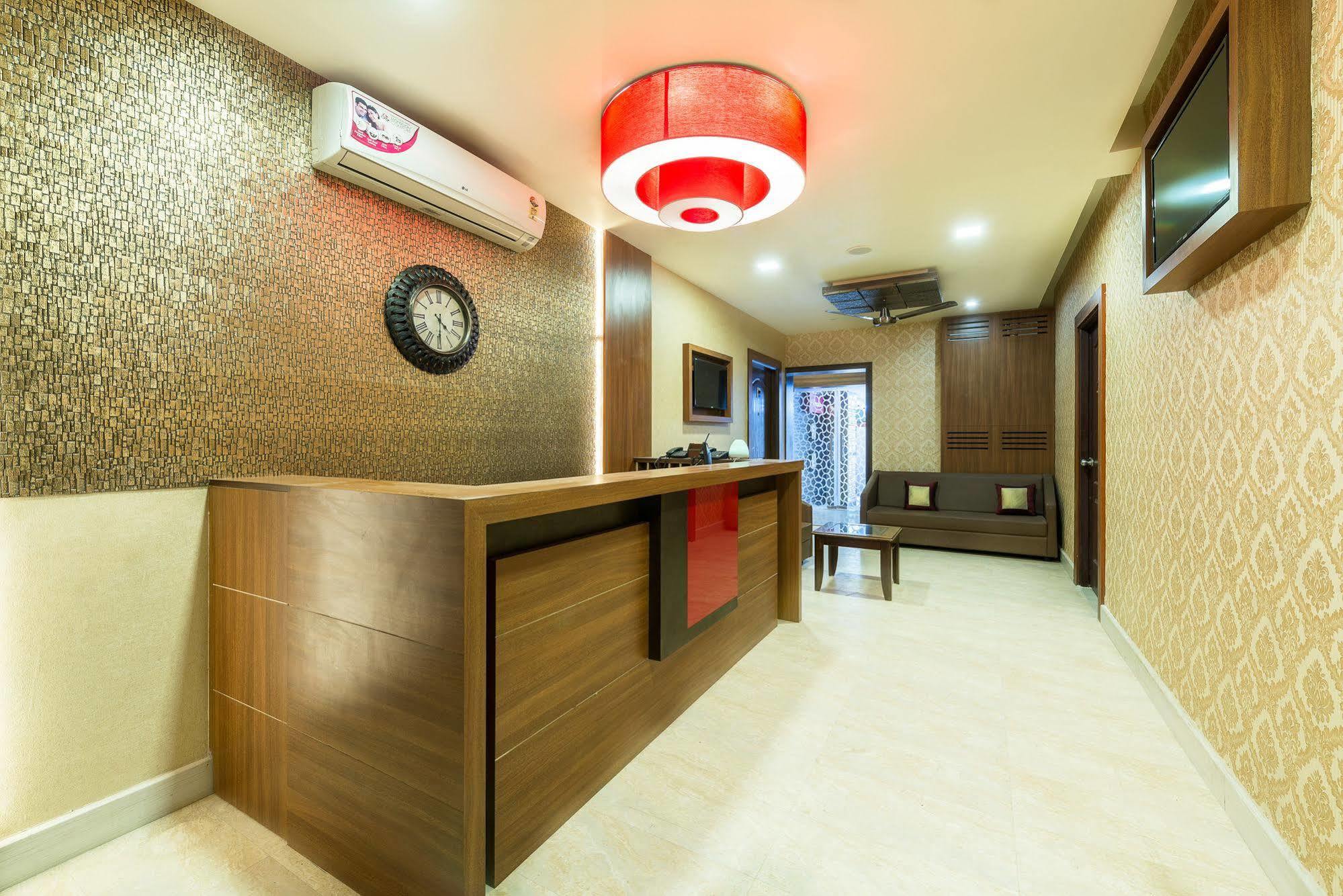 Treebo Nestlay Casa Chennai Exterior foto
