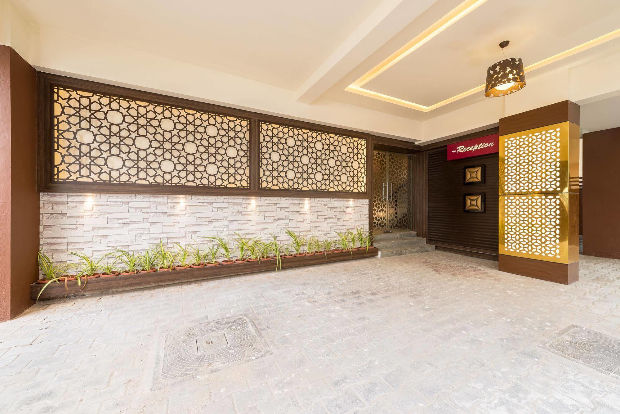Treebo Nestlay Casa Chennai Exterior foto